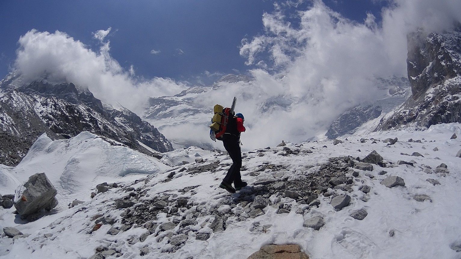 Alex Txikon Kangchenjungara bidean, maiatzean. ALEX TXIKON.