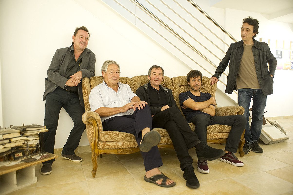 Mintxo Cemillan, Antton Valverde, Patxi Zubizarreta, Joserra Senperena eta Rafael Berrio. JUAN CARLOS RUIZ / ARP. Mintxo Cemillan, Antton Valverde, Patxi Zubizarreta, Joserra Senperena eta Rafael Berrio. JUAN CARLOS RUIZ / ARP.