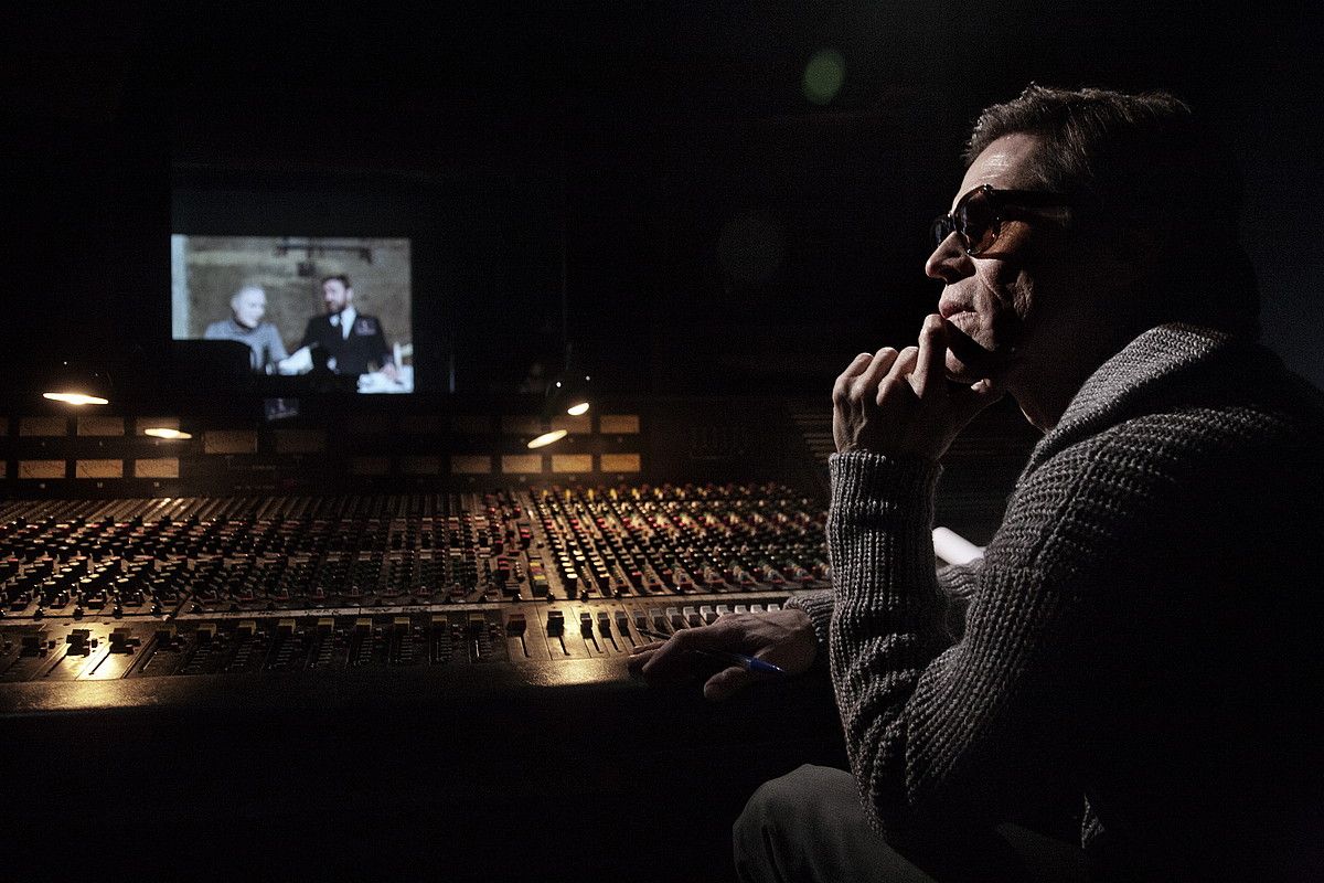 Pasolinirena egin du Willem Dafoe aktoreak Abel Ferrararen Pasolini pelikulan.. Pasolinirena egin du Willem Dafoe aktoreak Abel Ferrararen Pasolini pelikulan..