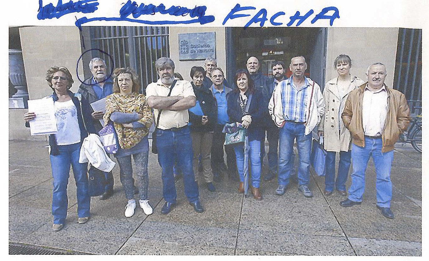 Enrique Miranda Zizur zendeako zinegotziak jasotako mezu anonimoaren argazkia. BERRIA.