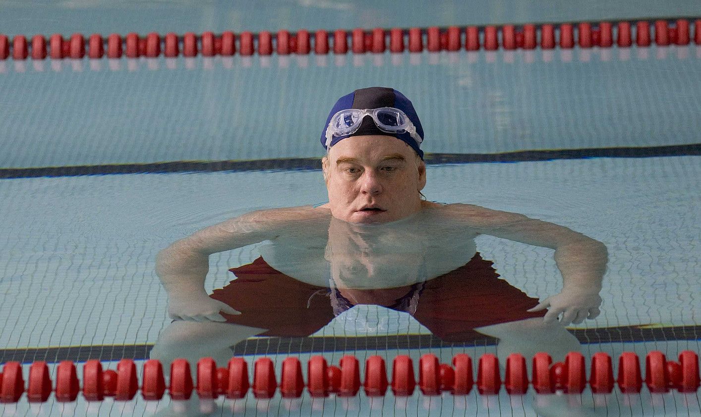 Seymour Hoffman, berak zuzendutako Jack Goes Boating filmean (2010), Jack igerian ez dakienaren rola jokatzen. K. C. BAILEY.