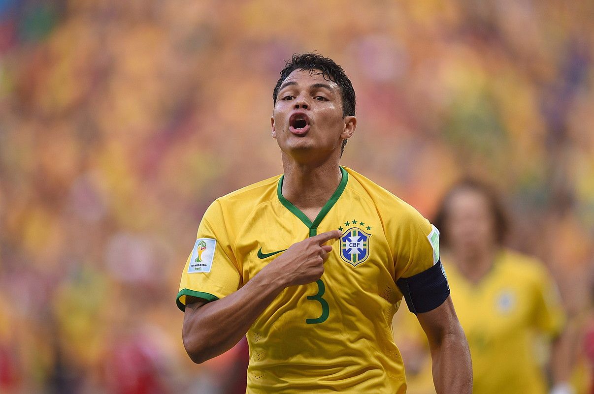 Thiago Sliva erdiko atzelari brasildarra, gola ospatzen, partidako lehena. MARIUS BECKER / EFE. Thiago Sliva erdiko atzelari brasildarra, gola ospatzen, partidako lehena. MARIUS BECKER / EFE.