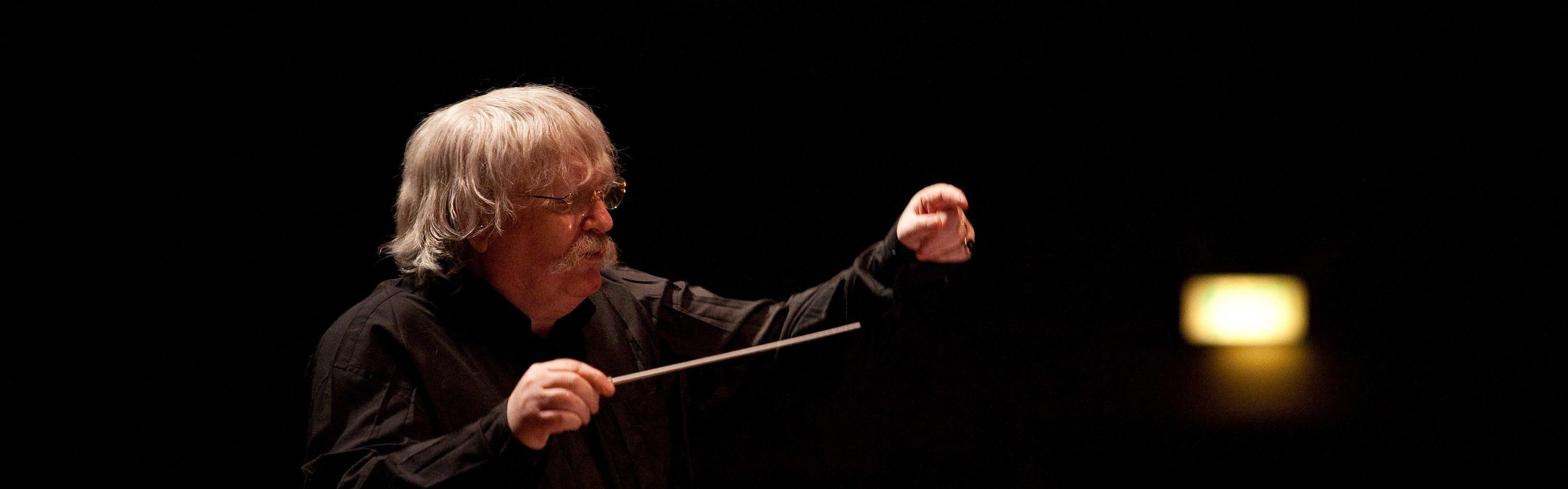 Karl Jenkins konpositotraren The Armed Man eskainiko dute Lazkaon.