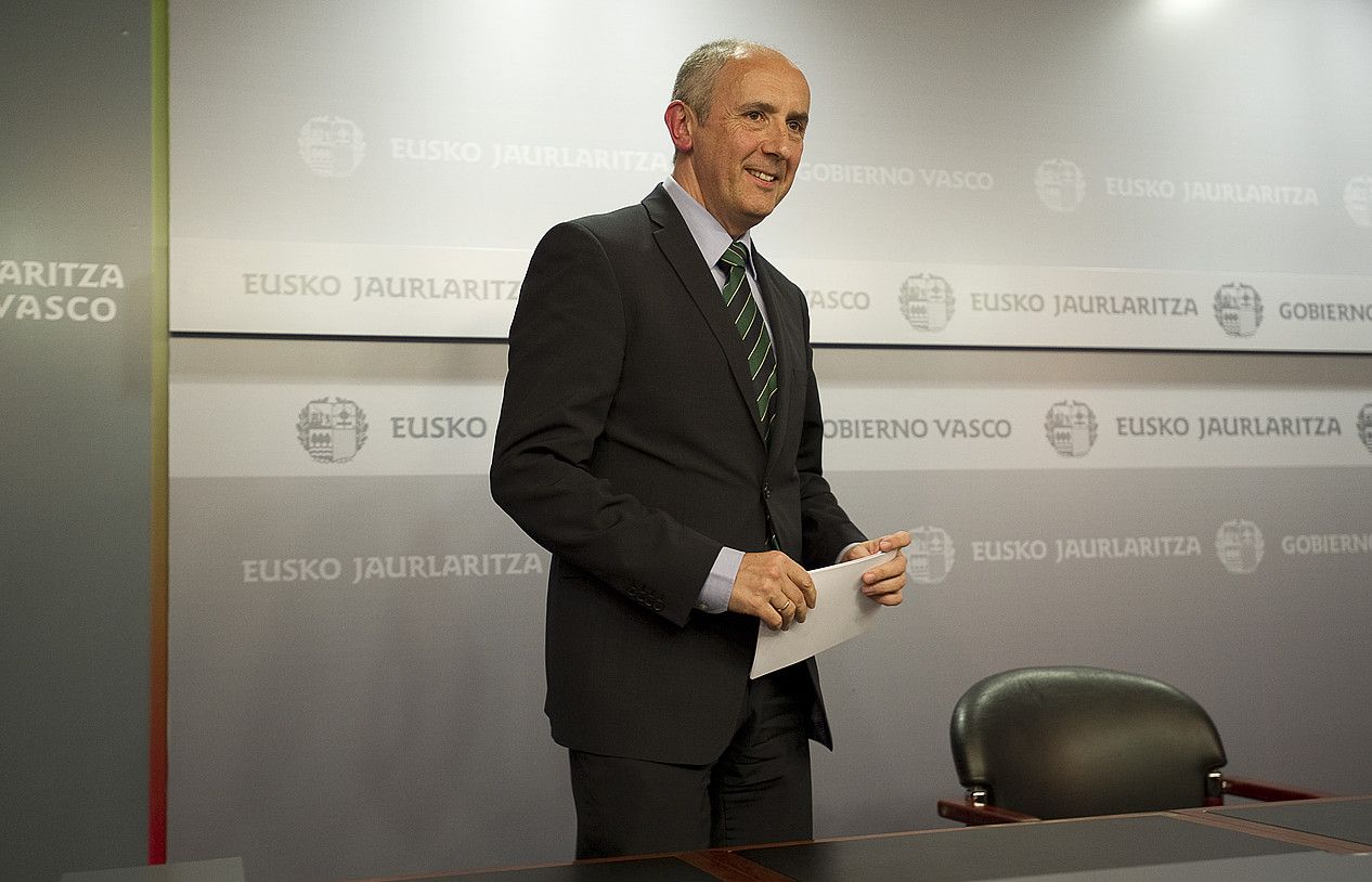 Josu Erkoreka, Eusko Jaurlaritzako bozeramailea. RAUL BOGAJO / ARGAZKI PRESS. Josu Erkoreka, Eusko Jaurlaritzako bozeramailea. RAUL BOGAJO / ARGAZKI PRESS.