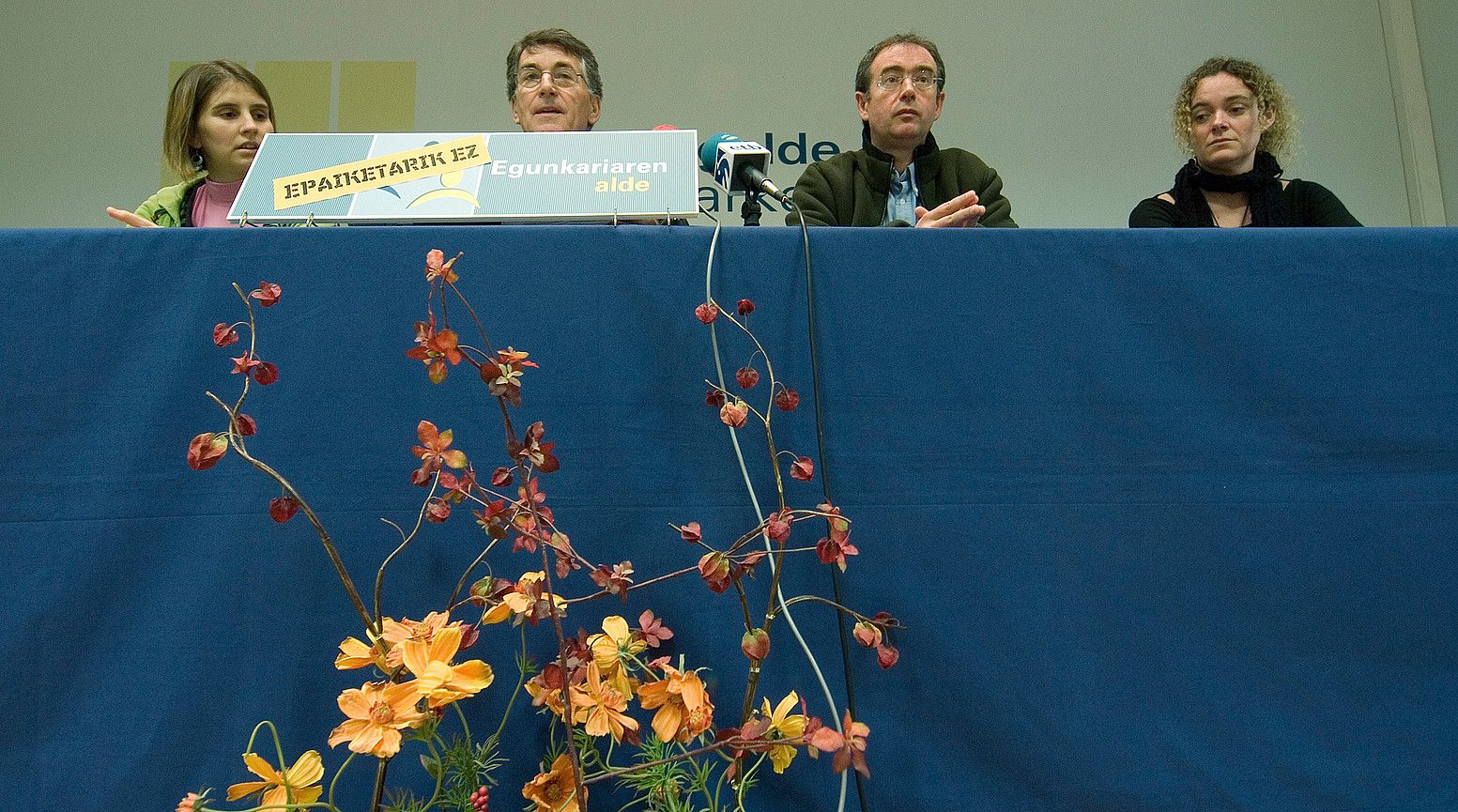 Zubeltzu, Torrealdai, Uria eta Albisu auzipetuak, Martin Ugalde kultur parkean eginiko agerraldi batean. J. URBE / ARP. Zubeltzu, Torrealdai, Uria eta Albisu auzipetuak, Martin Ugalde kultur parkean eginiko agerraldi batean. J. URBE / ARP.