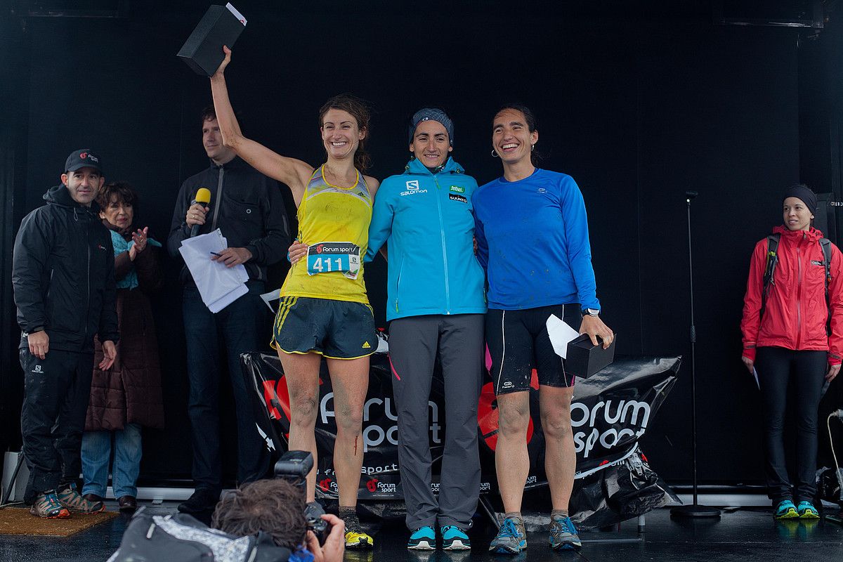 Podiumean: Armentia(2.), Kortazar (1.) eta Elorriaga (3.). KOSTA TRAIL.