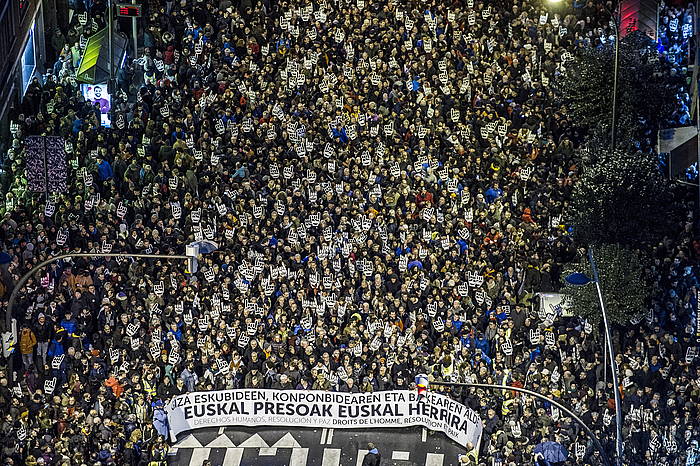 Euskal presoen alde Bilbon egindako manifestazioa, Sarek deituta. MARISOL RAMIREZ, ARGAZKI PRESS