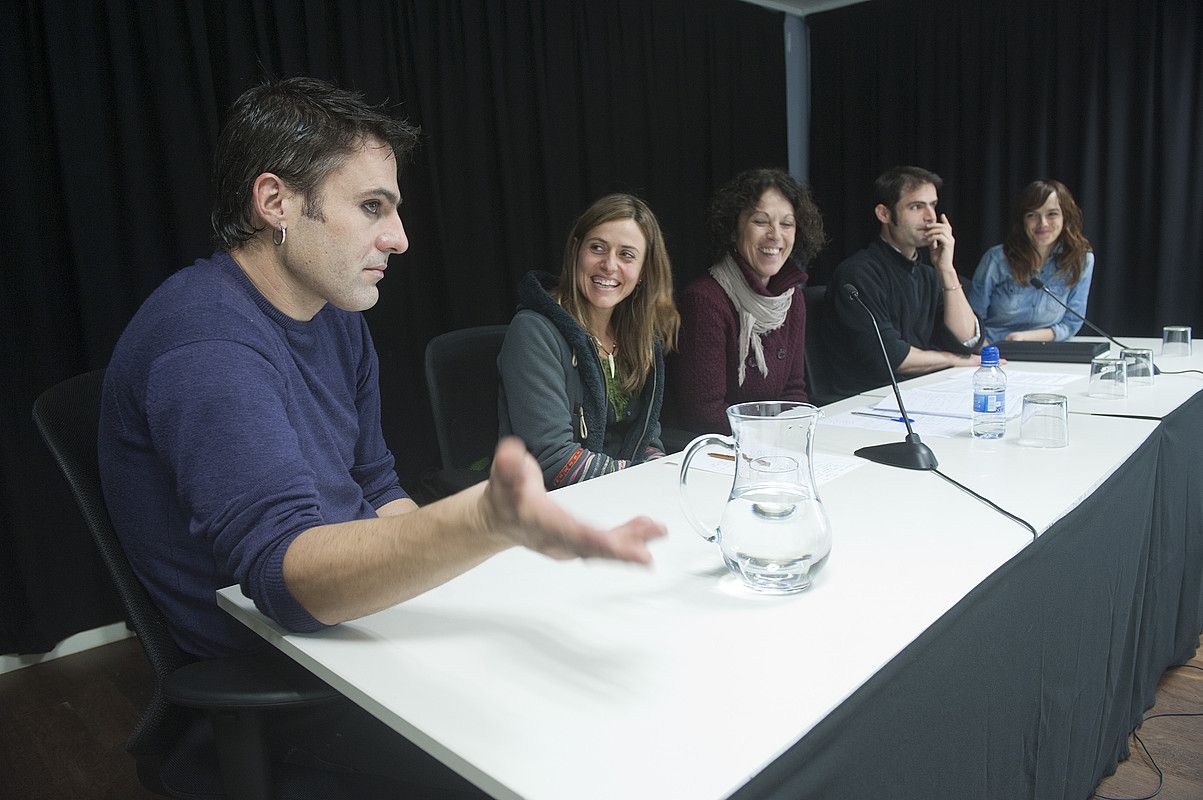 Ximun Fuchs, Itziar Ituño, Julia Marin, Manex Fuchs eta Ainara Gurrutxaga. JON URBE / ARGAZKI PRESS.