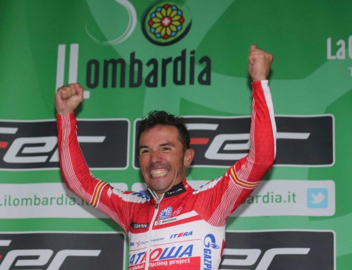 Joaquim Rodriguez, atzo, podiumean, Lombardian irabazi berritan. BERRIA.