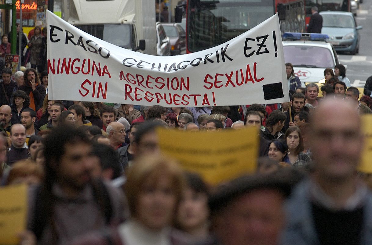 Sexu erasoen aurka egindako manifestazio bat, Bilbon. MONIKA DEL VALLE / ARP. Sexu erasoen aurka egindako manifestazio bat, Bilbon. MONIKA DEL VALLE / ARP.