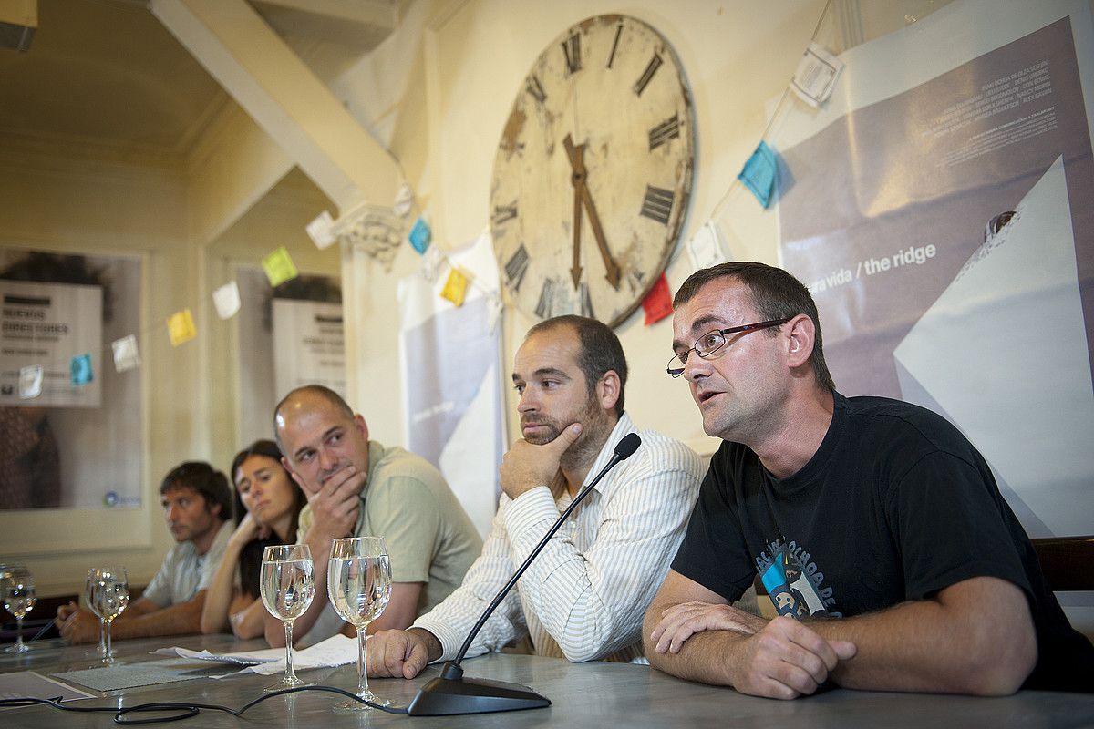 Alex Txikon, Edurne Pasaban, Pablo Iraburu, Migueltxo Molina eta Pablo Otxoa de Olza. GARI GARAIALDE/ ARGAZKI PRESS.