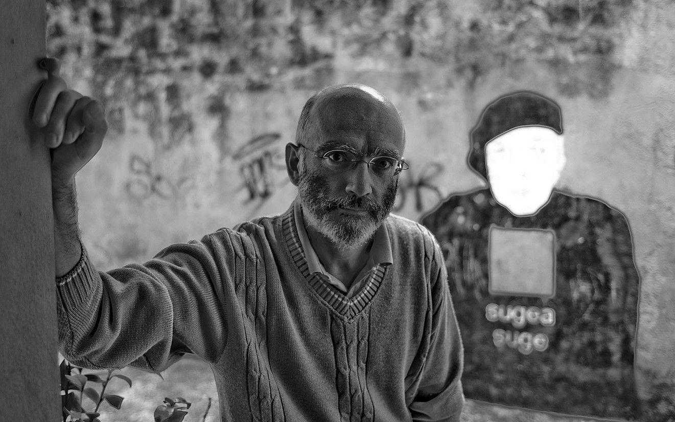 Aitor Aranak Juan Diaz de Garaio hiltzaile historikoa berreskuratu du bere nobela berrirako. JUAN CARLOS RUIZ / ARP. Aitor Aranak Juan Diaz de Garaio hiltzaile historikoa berreskuratu du bere nobela berrirako. JUAN CARLOS RUIZ / ARP.