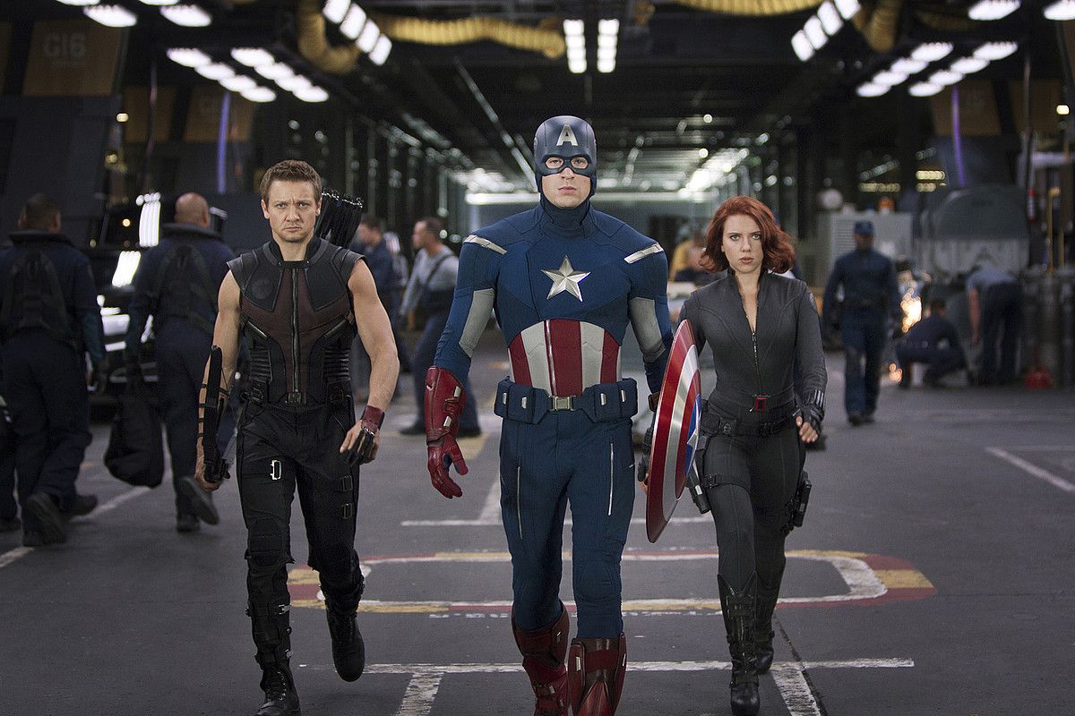 Aurretik zenbait sailetan agertu diren superheroiek osatzen dute The Avengers-eko taldea. BERRIA.