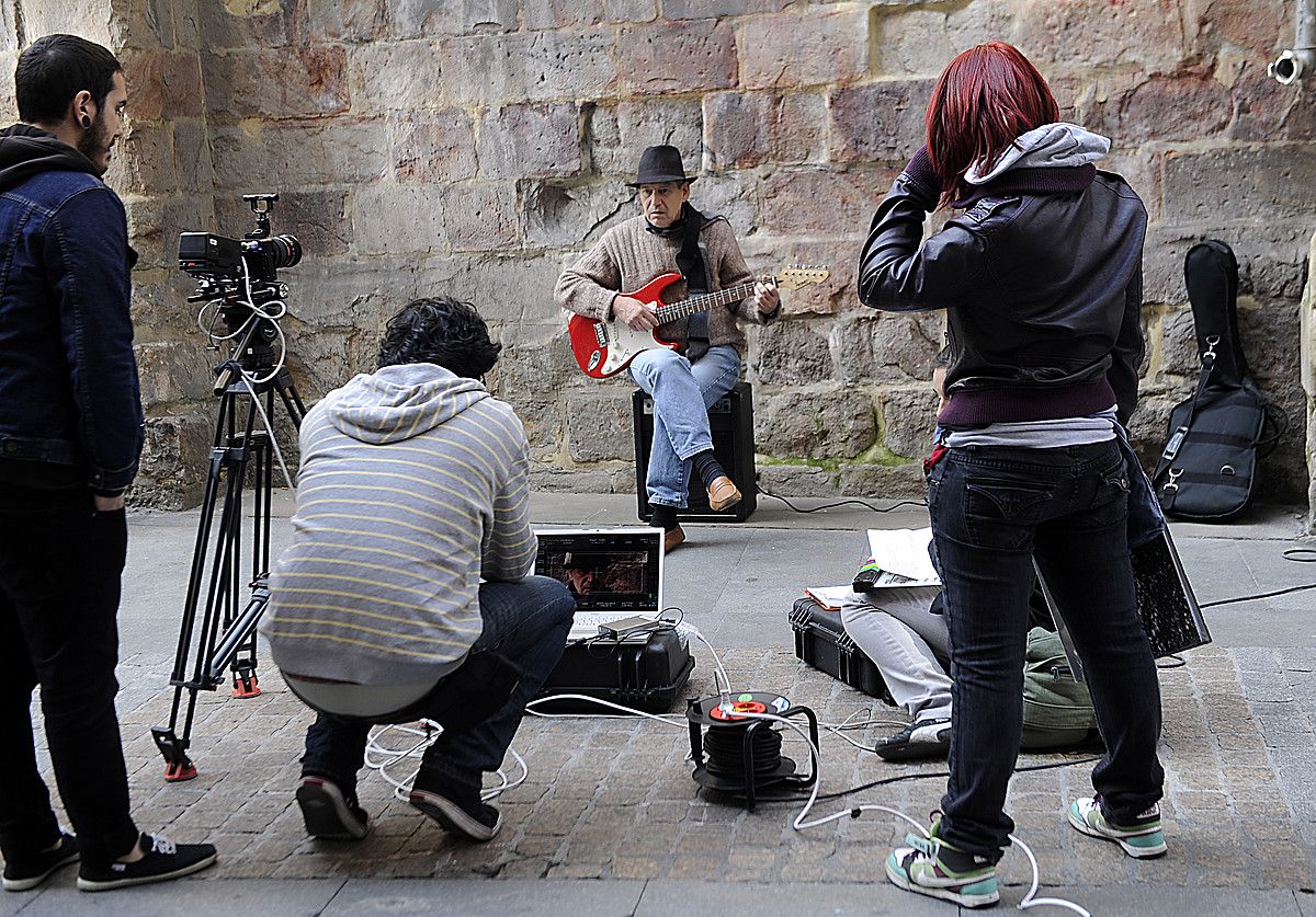 Antzinako bihotz film laburraren grabaketa. MARISOL RAMIREZ / ARGAZKI PRESS.