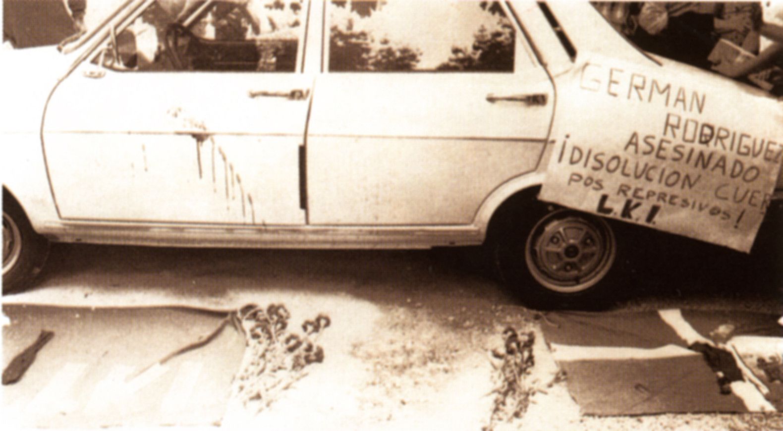 German Rodriguezen hilketa —1978ko Sanferminetan—kontatzen du Oroitarria dokumentalak. BERRIA. German Rodriguezen hilketa —1978ko Sanferminetan—kontatzen du Oroitarria dokumentalak. BERRIA.