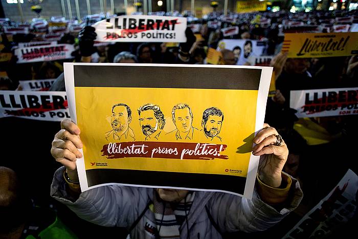 Junqueras, Cuixar, Forn eta Sanchezen askatasuna galdegiteko manifestazioa, Bartzelonan, joan den abenduaren 4an. QUIQUE GARCIA, EFE