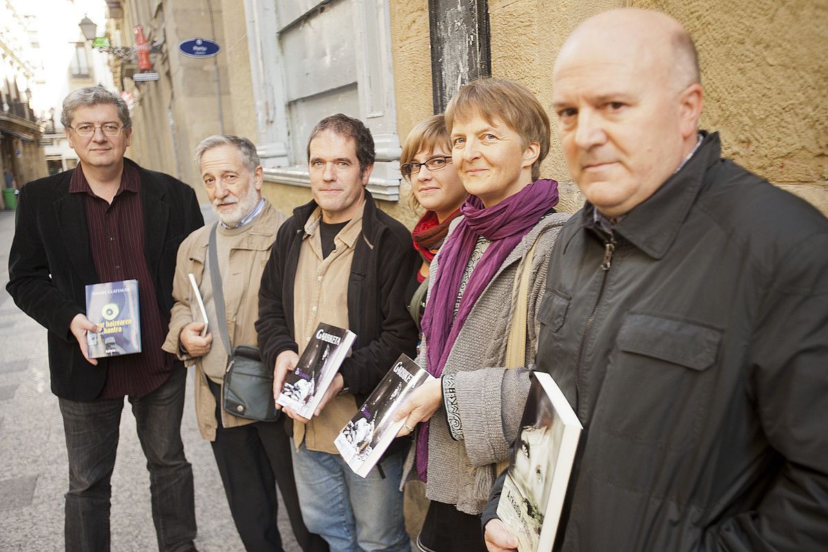 Inaxio Mujika, Josu Zabaleta, Joseba Ossa, Maia Ossa, Mia Rissanen eta Iñaki Aldekoa. GARI GARAIALDE / ARP.