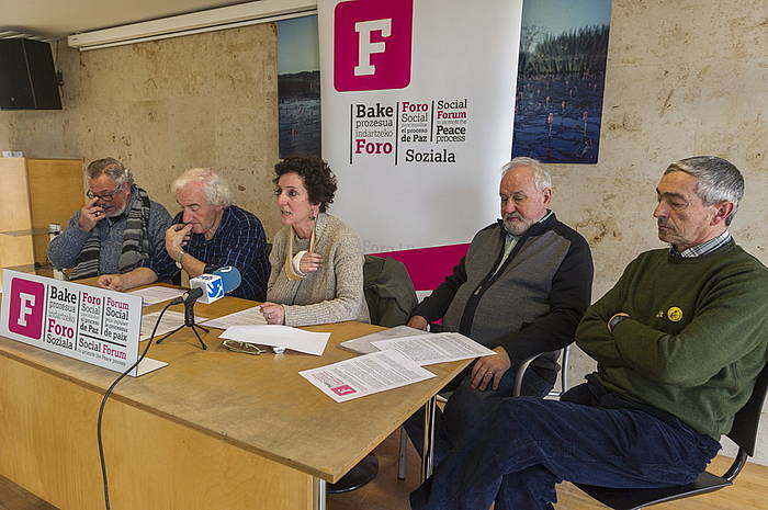 Foro Sozialaren agerraldia, joan den ostegunean, Gasteizen. JUANAN RUIZ, ARGAZKI PRESS