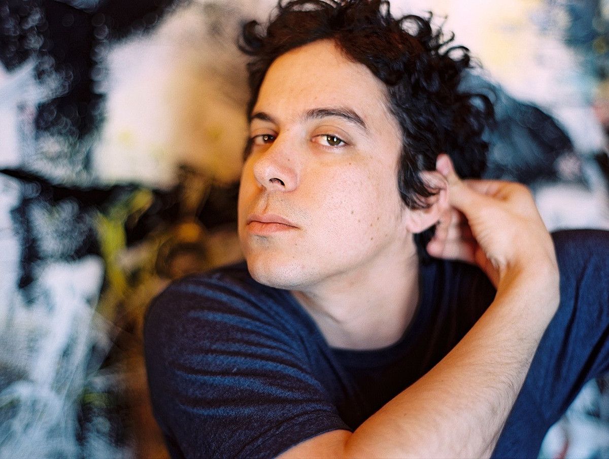 M. Ward musikari estatubatuarra, folk sotilaren ikurretako bat. - / BERRIA. M. Ward musikari estatubatuarra, folk sotilaren ikurretako bat. - / BERRIA.