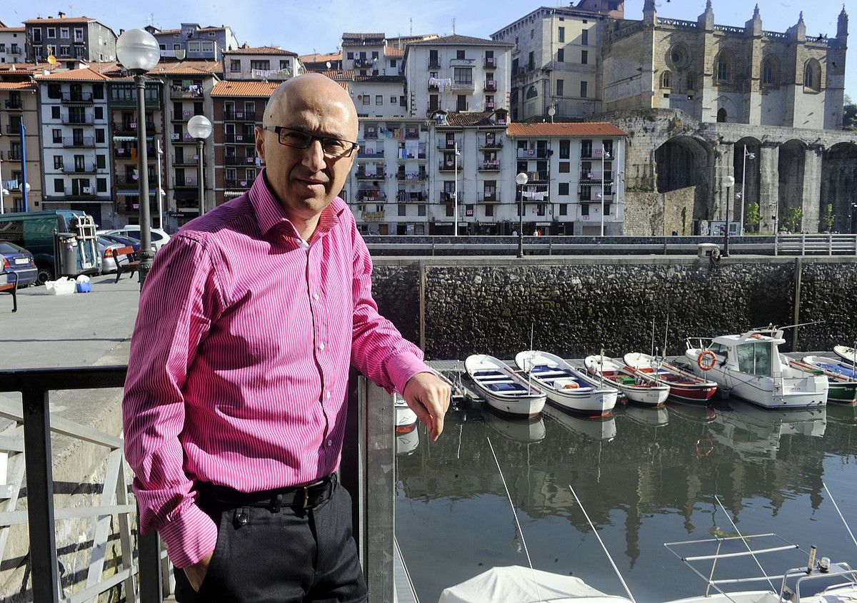 Juan Bidegain dokumentalgilearen 0'39 eta Lamine Thior lanak erakutsiko dituzte gaur. MONIKA DEL VALLE / ARGAZKI PRES. Juan Bidegain dokumentalgilearen 0'39 eta Lamine Thior lanak erakutsiko dituzte gaur. MONIKA DEL VALLE / ARGAZKI PRES.