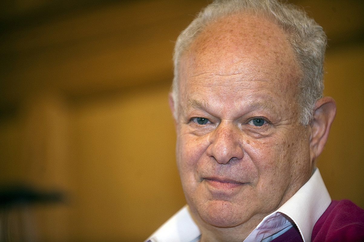 Martin Seligman atzo Miramar jauregian. JUAN CARLOS RUIZ / ARGAZKI PRESS. Martin Seligman atzo Miramar jauregian. JUAN CARLOS RUIZ / ARGAZKI PRESS.