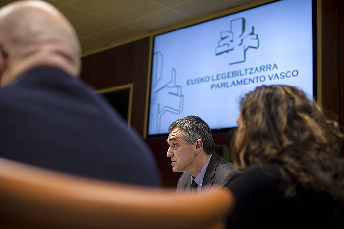 Jonan Fernandez, Eusko Legebiltzarrean. JAIZKI FONTANEDA / FOKU