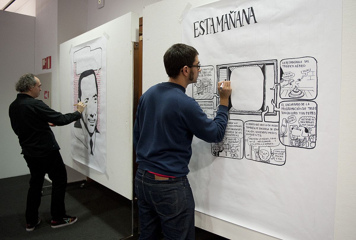 Ordu eta erdian, komikiak bukatu zituzten bi marrazkilariek. RAUL BOGAJO  /  ARGAZKI PRESS.