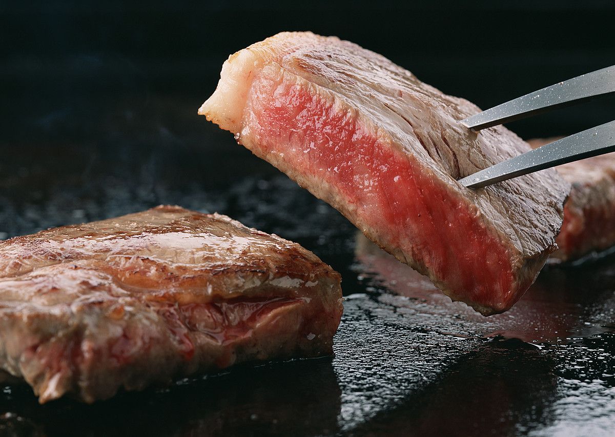 Kobe haragiak zapore berezia du, eta oso leuna da. WORDPRESS.