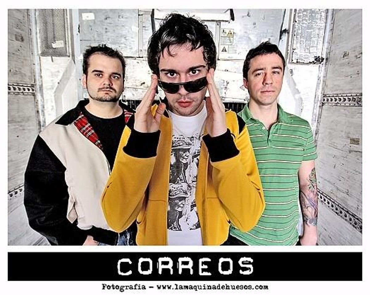 Correos taldearen argazki bat. BERRIA. Correos taldearen argazki bat. BERRIA.
