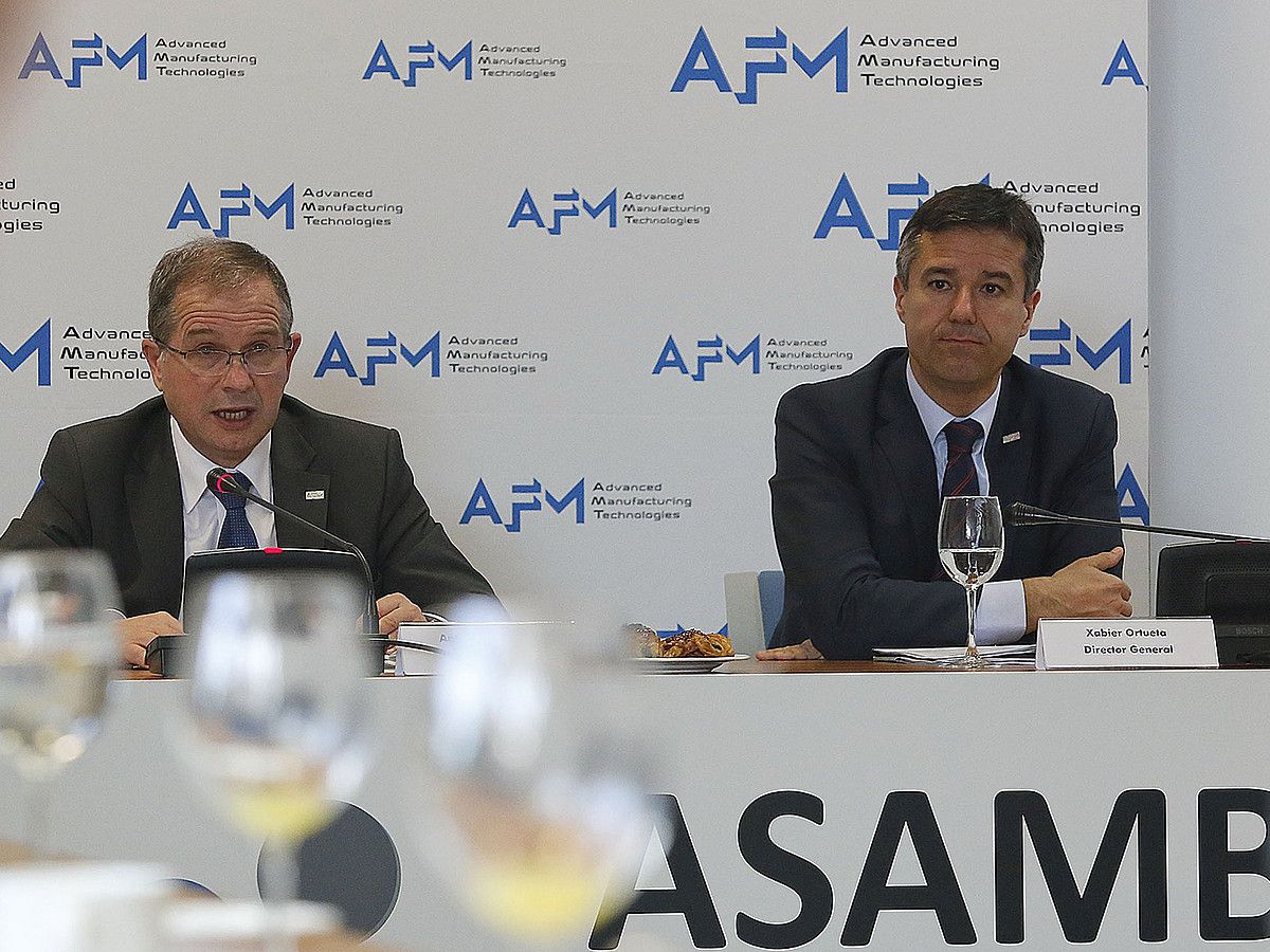 Antxon Lopez Usoz eta Xabier Ortueta AFMko arduradunak. GORKA ESTRADA / EFE. Antxon Lopez Usoz eta Xabier Ortueta AFMko arduradunak. GORKA ESTRADA / EFE.