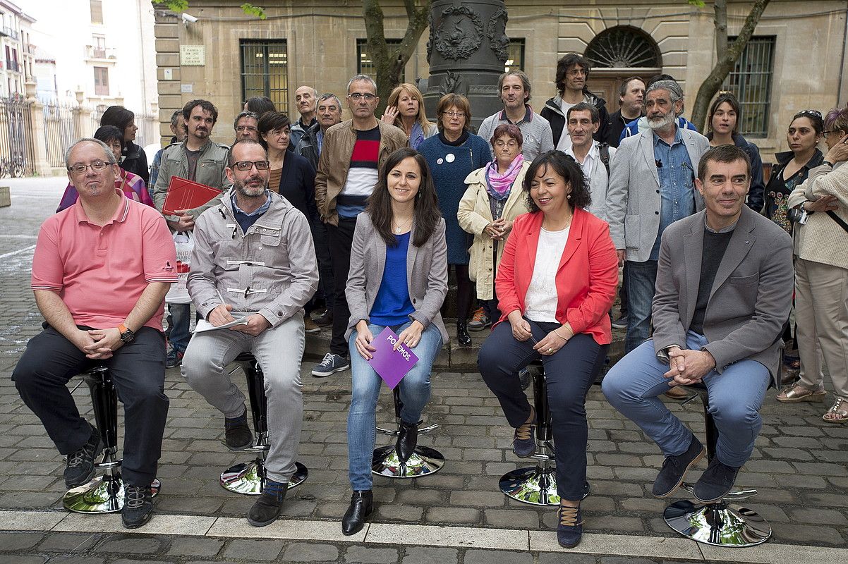 Nafarroako Unidos Podemoseko hautagaiak. IÑIGO URIZ / ARGAZKI PRESS. Nafarroako Unidos Podemoseko hautagaiak. IÑIGO URIZ / ARGAZKI PRESS.