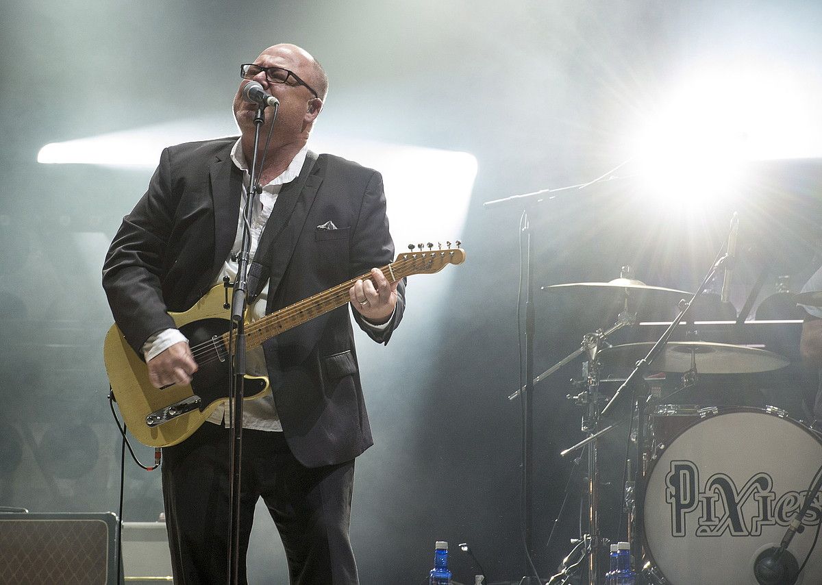 Pixies taldeko Black Francis, BBK Liveko zuzeneko emanaldian, ostiral gauean. MONIKA DEL VALLE / ARGAZKI PRESS.