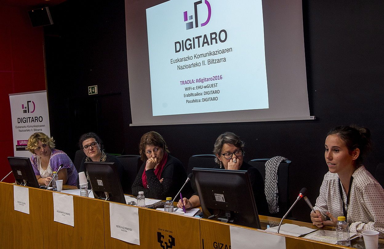 Eizmendi, Telleria, Martin, Azurmendi eta Velte, atzoko mahai inguruan. LUIS JAUREGIALTZO / ARGAZKI PRESS.