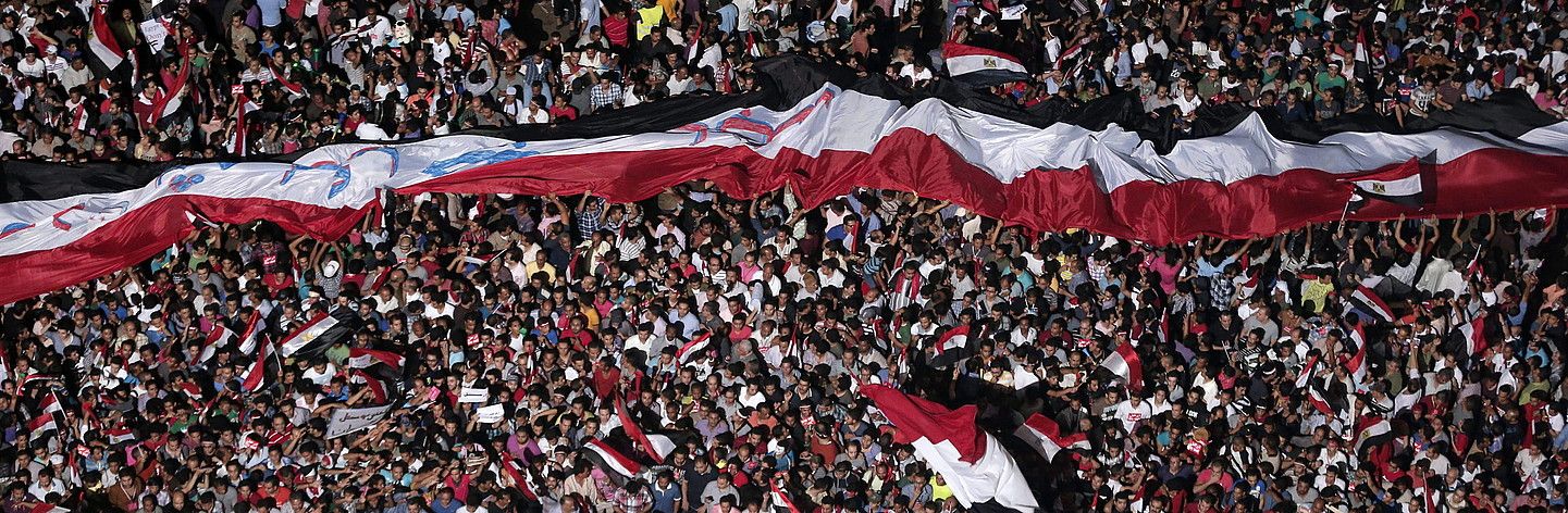 Mohamed Mursi presidentearen kontrakoprotesta Kairon, Tahrir plazan. Egipton osohedatuta dago ustelkeria. ANDRE PAIN / EFE. Mohamed Mursi presidentearen kontrakoprotesta Kairon, Tahrir plazan. Egipton osohedatuta dago ustelkeria. ANDRE PAIN / EFE.