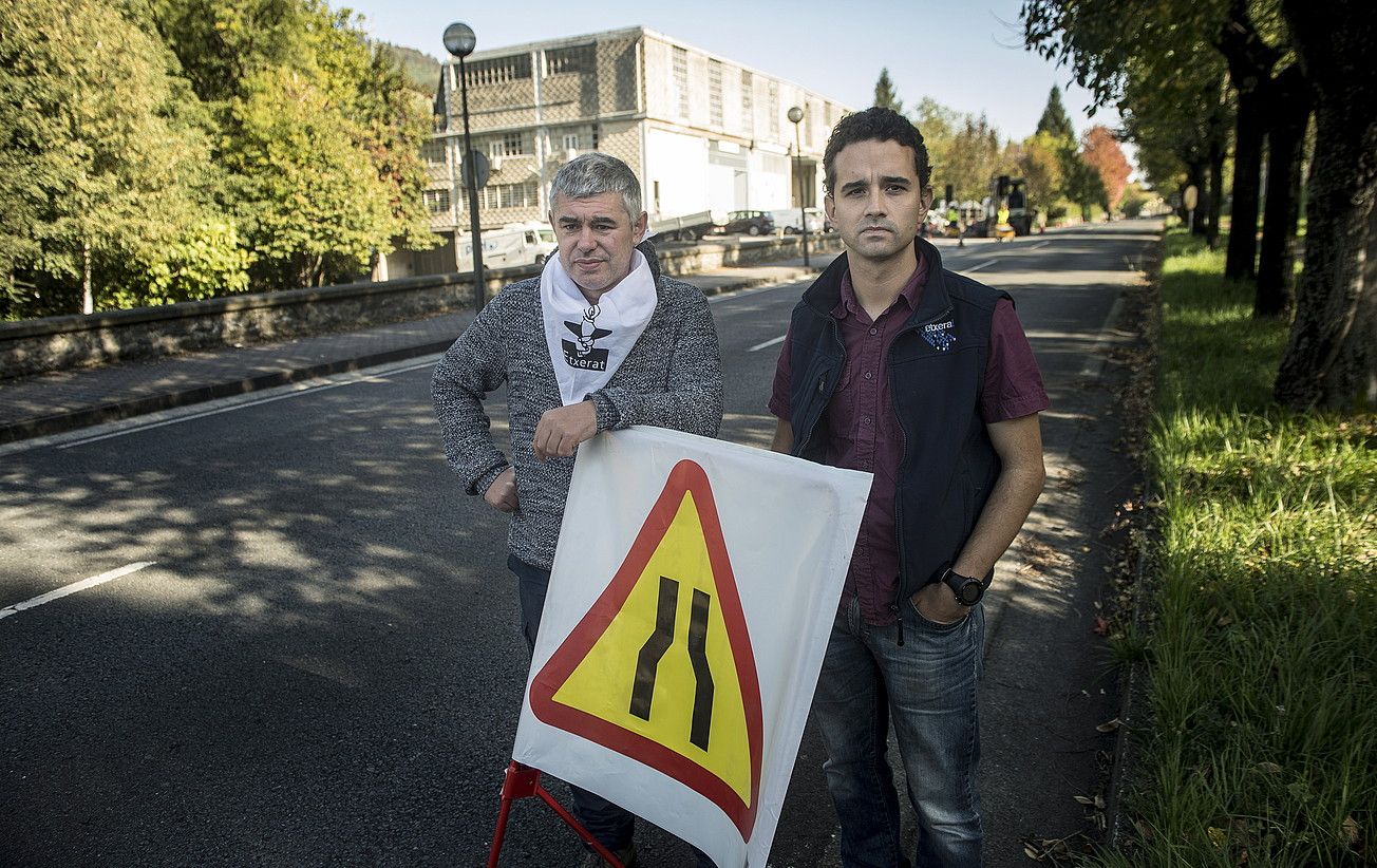 Euskal presoen sakabanaketak haurrengan duen eragina gertutik bizi izan dute Urtzi Errazkinek eta Mattin Troitiñok; gaur egun, Etxerat-eko bozeramailea ere bada Errazkin. JON URBE / ARGAZKI PRESS.