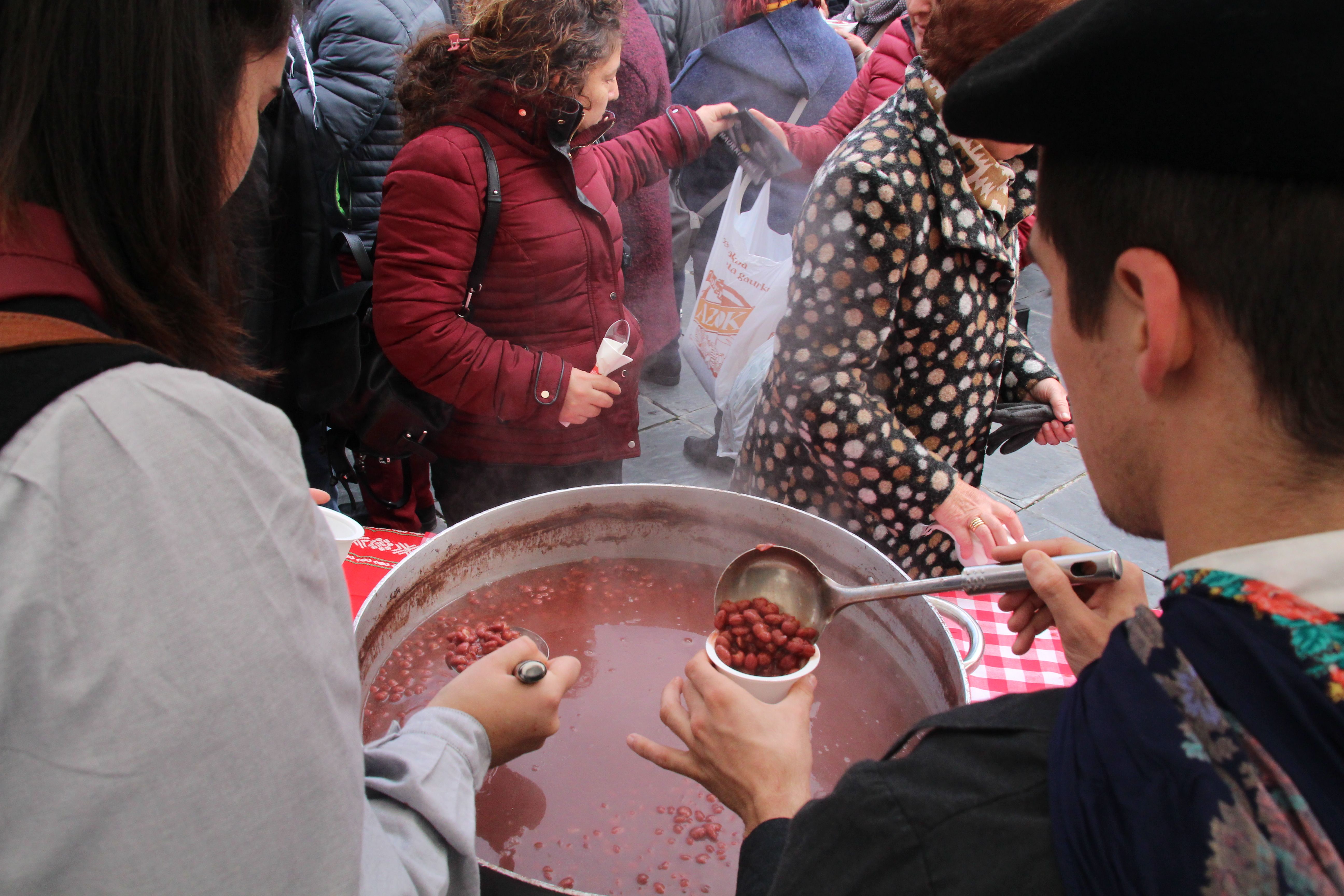 TOLOSAKO BABARRUNAREN FESTA