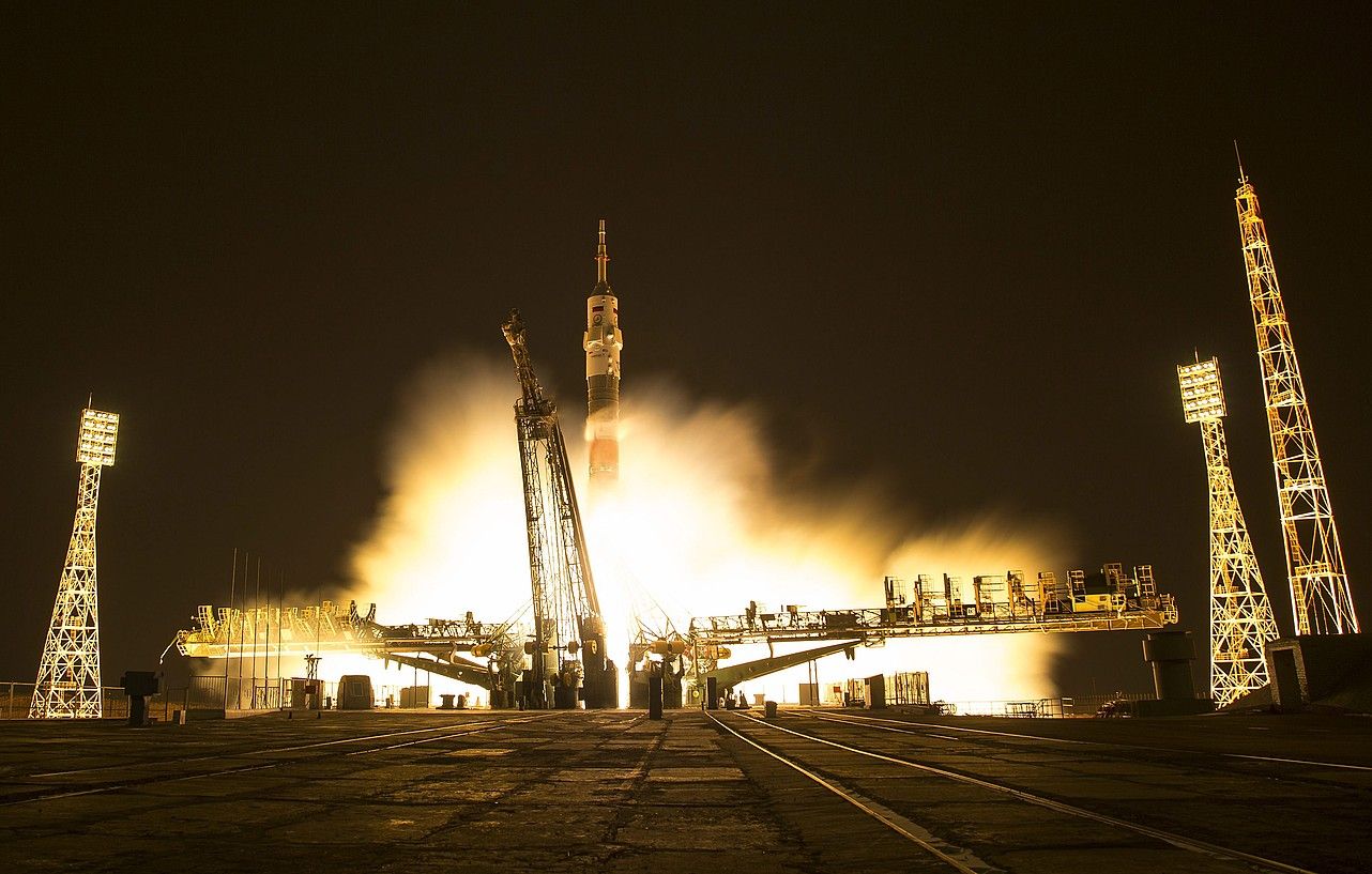 Soyuz MS-03 espaziontzia zerura bidean. BILL INGALLS / EFE.