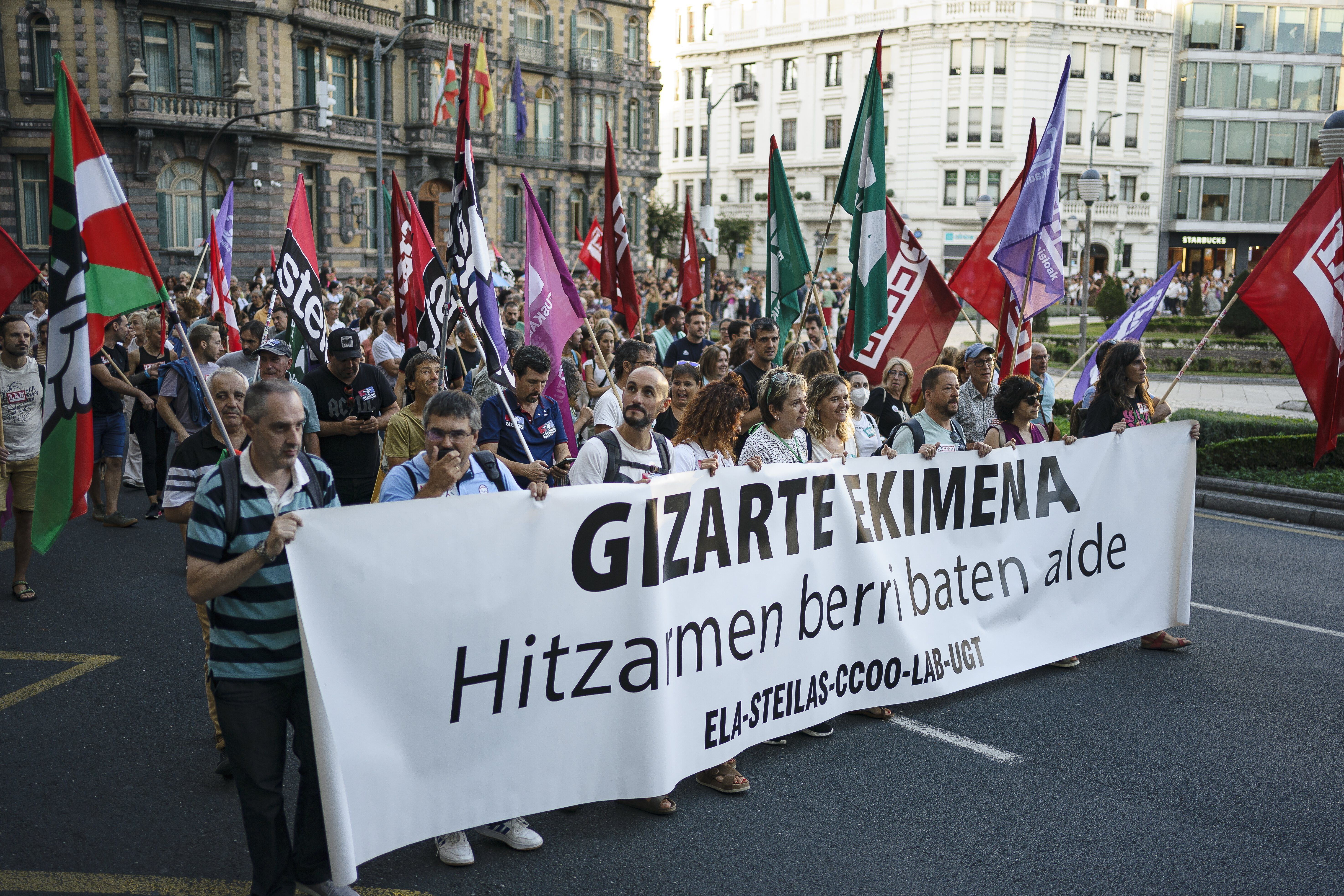 (ID_13250158) (Aritz Loiola/@FOKU) 2023-10-10, Bilbo. Kristau Eskolako langileen manifestazioa