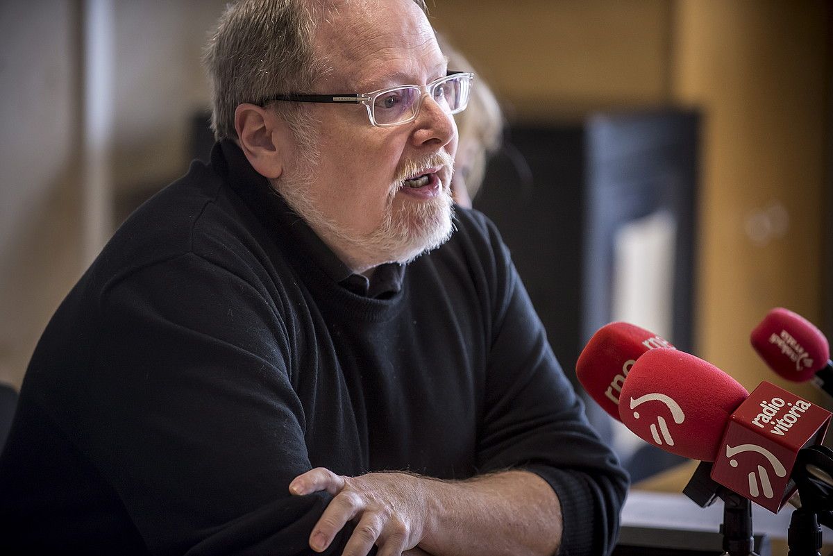 Eliseo Gil, iaz egindako agerraldi publikoan. JAIZKI FONTANEDA / ARGAZKI PRESS. Eliseo Gil, iaz egindako agerraldi publikoan. JAIZKI FONTANEDA / ARGAZKI PRESS.