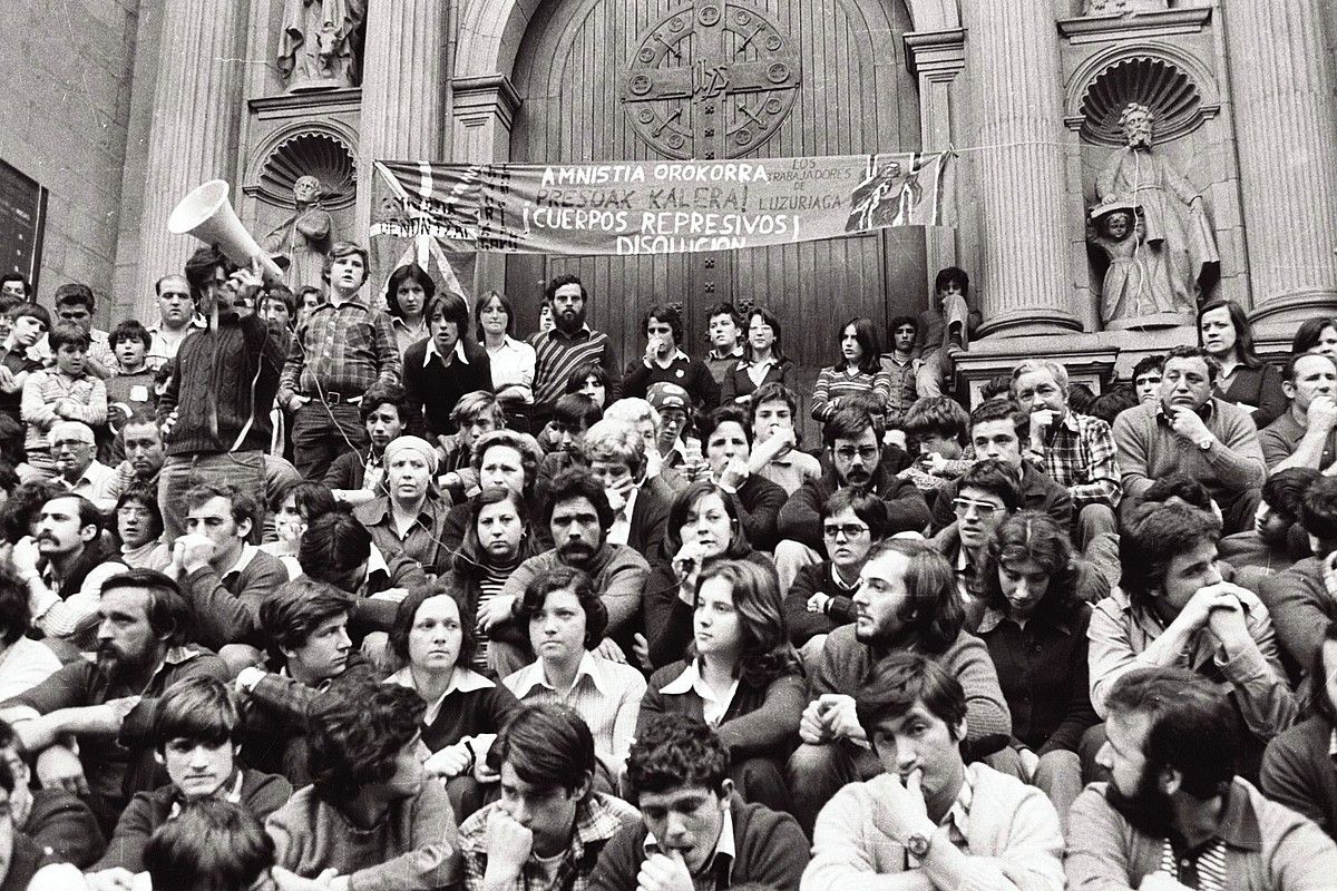 ASKATASUNA / BESTEAK.