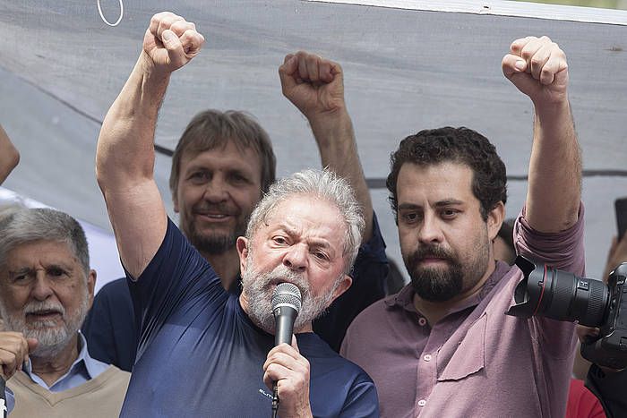 Lula, preso sartu aurretik. SEBASTIAO MOREIRA, EFE