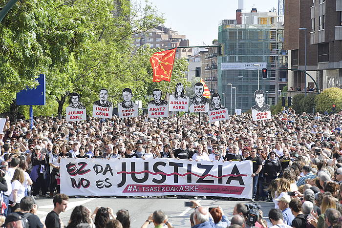 Altsasuko auzian justizia eskatzeko Iruñean egindako manifestazioaren une bat. IDOIA ZABALETA, FOKU