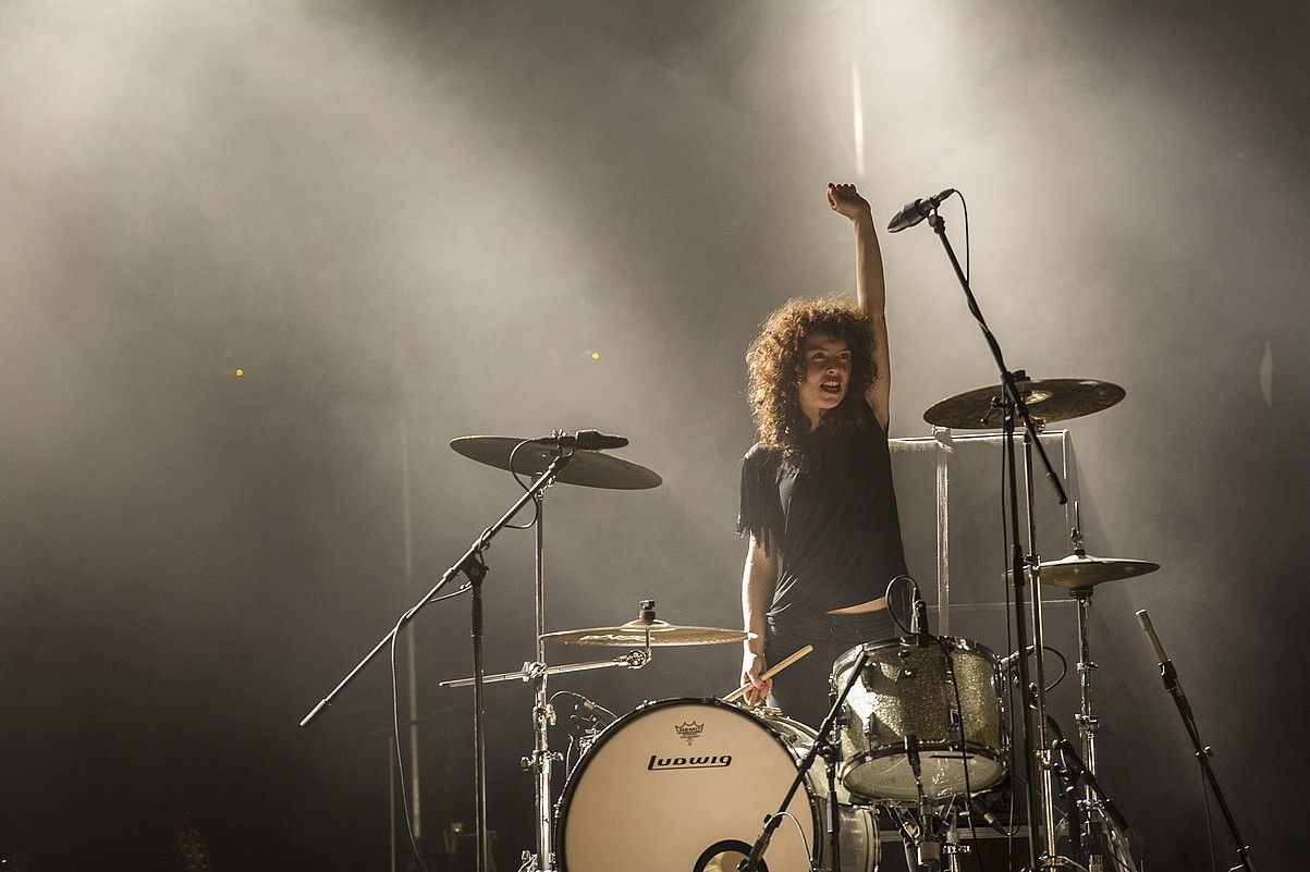 Niña Coyote, 2016ko emanaldi batean, Donostian. GORKA RUBIO / ARGAZKI PRESS.