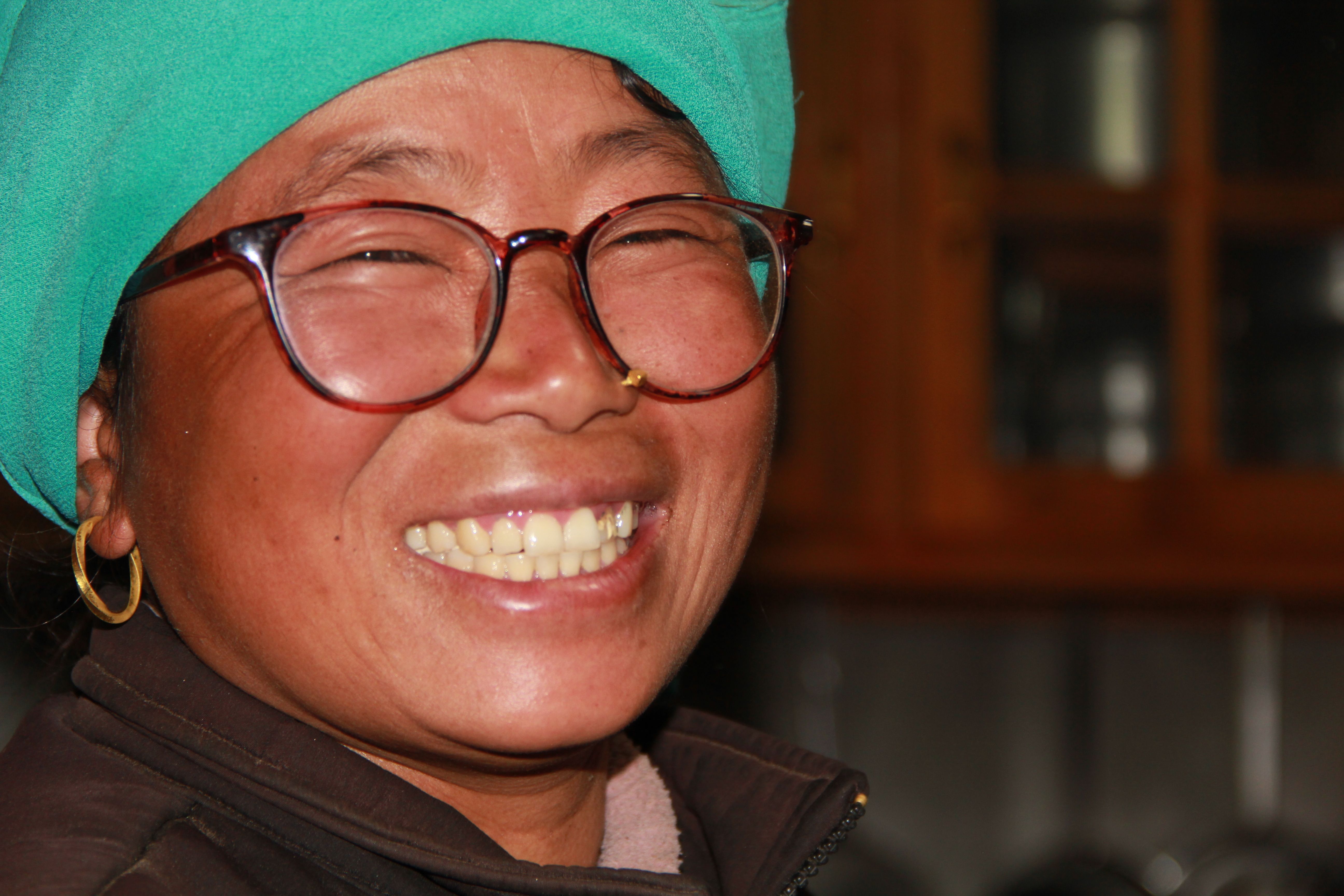 Prem Bahadur Rai, Sonam Dikiren etxeko neskamea, rai etniakoa. Prem Bahadur Rai, Sonam Dikiren etxeko neskamea, rai etniakoa.