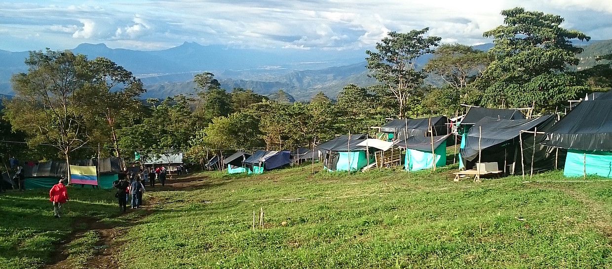 FARC-EPko Icononzo herria, Tolima departamenduan. ORSOLA CASAGRANDE.