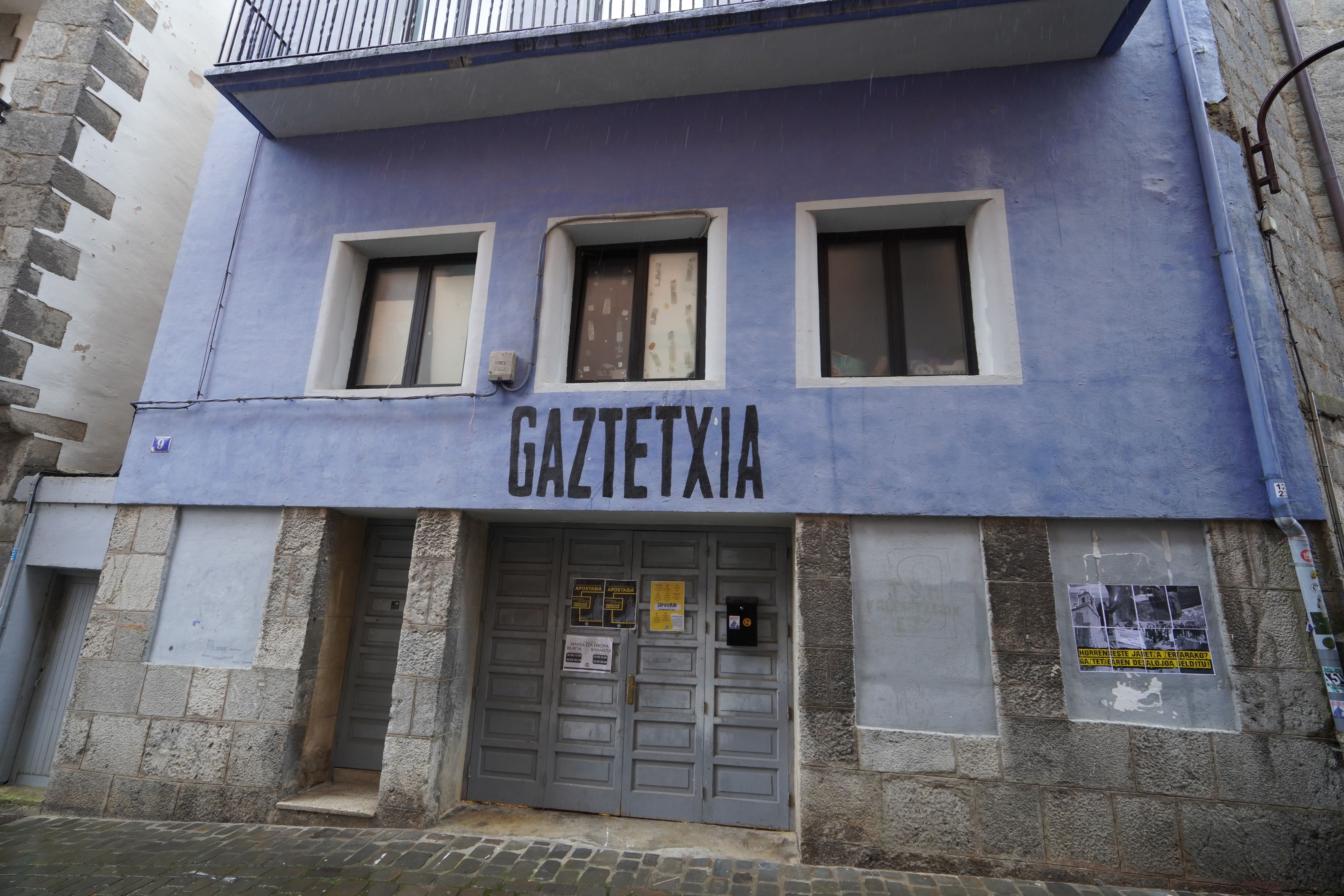 (ID_13498747) Zestoako gaztetxea apostasiaren alde