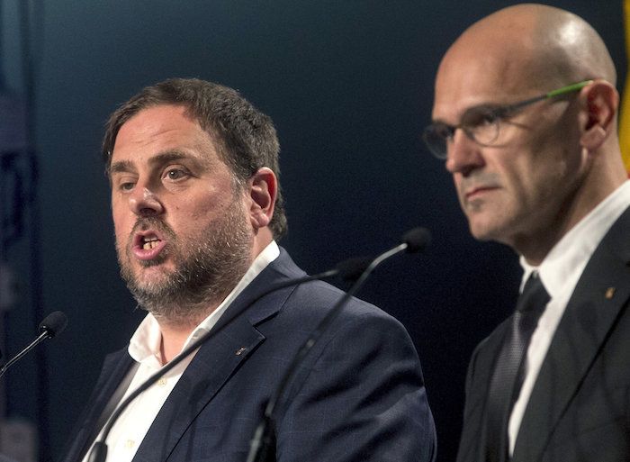 Oriol Junqueras eta Raul Romeva prentsaurreko batean.