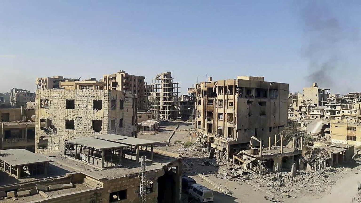 Deir ez-Zor hiria, Siriako armadak Estatu Islamikoaren eskuetatik askatu ostean, aurreko ostiralean. SANA / EFE.