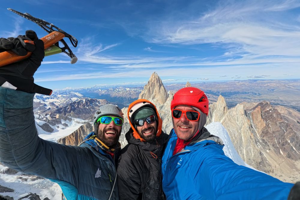 Tasio Martin Patagoniako Cerro Torre mendia eskalatzen Tasio Martin Patagoniako Cerro Torre mendia eskalatzen
