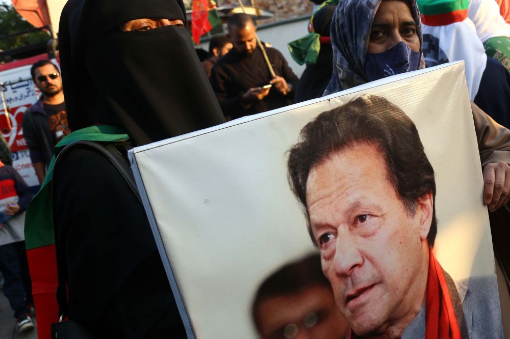 PAKISTAN. KHAN. HAUTESKUNDEAK. PAKISTAN. KHAN. HAUTESKUNDEAK.